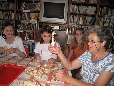 kamp2010_radionica s kukuruzovinom_mala